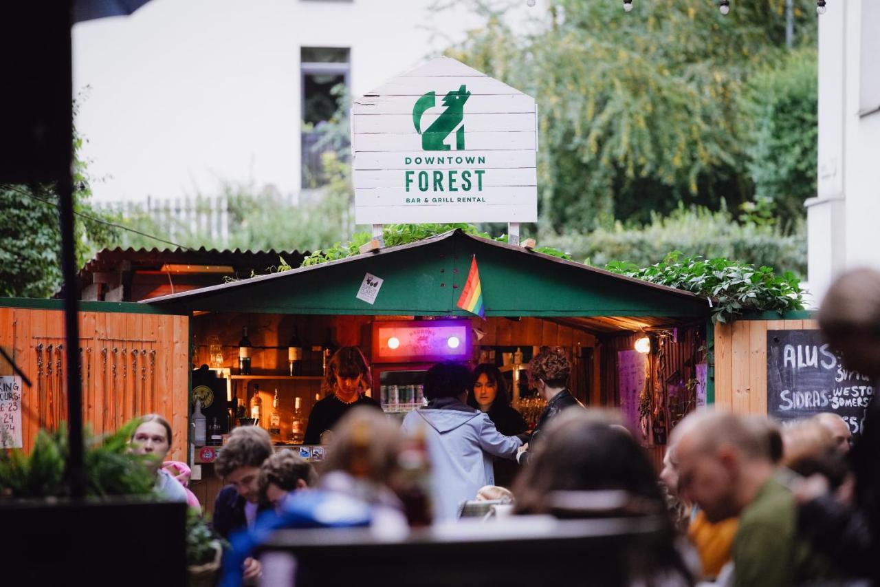 Downtown Forest Hostel & Camping Vilnius Extérieur photo