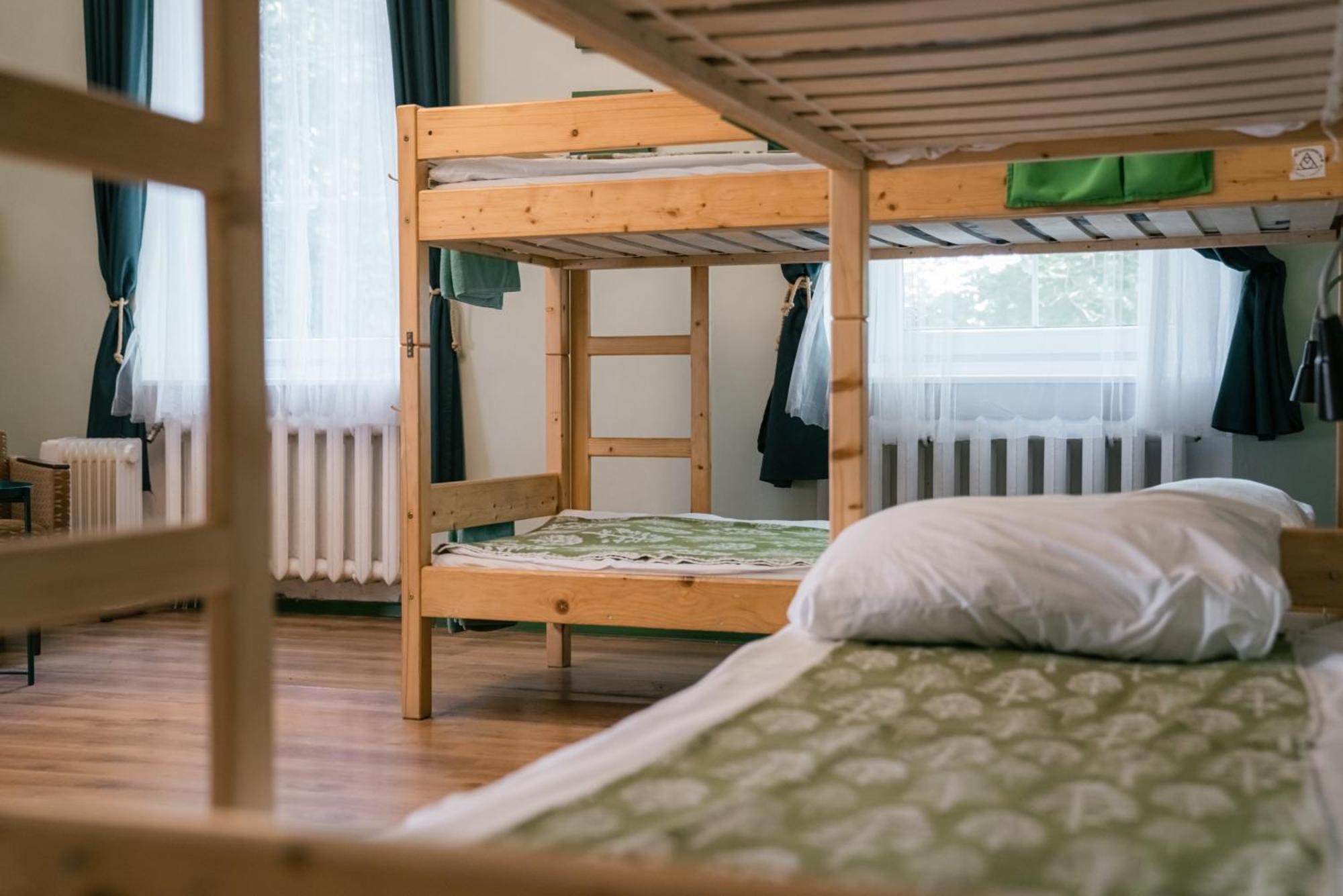 Downtown Forest Hostel & Camping Vilnius Extérieur photo