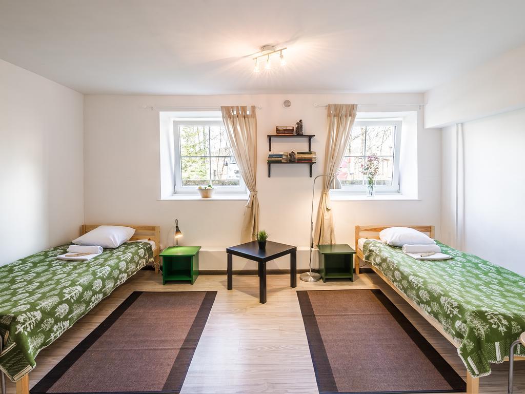 Downtown Forest Hostel & Camping Vilnius Extérieur photo