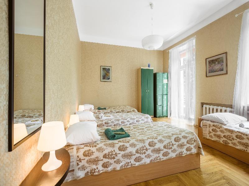 Downtown Forest Hostel & Camping Vilnius Extérieur photo