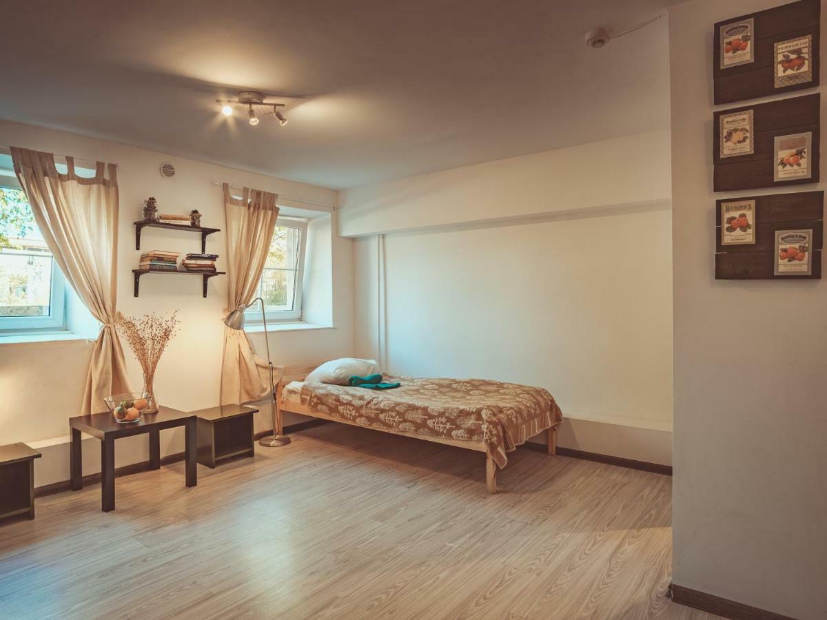 Downtown Forest Hostel & Camping Vilnius Extérieur photo