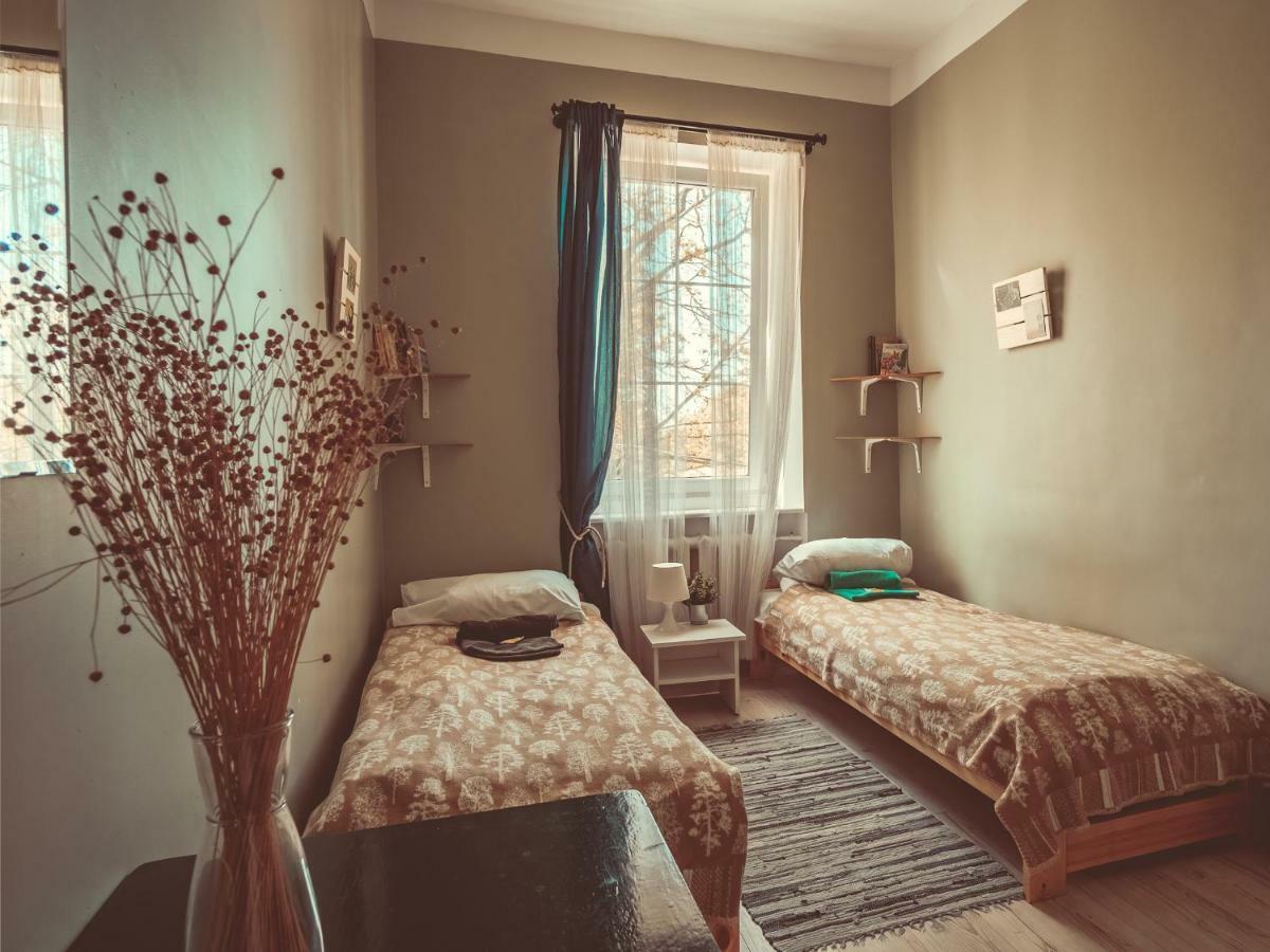 Downtown Forest Hostel & Camping Vilnius Extérieur photo