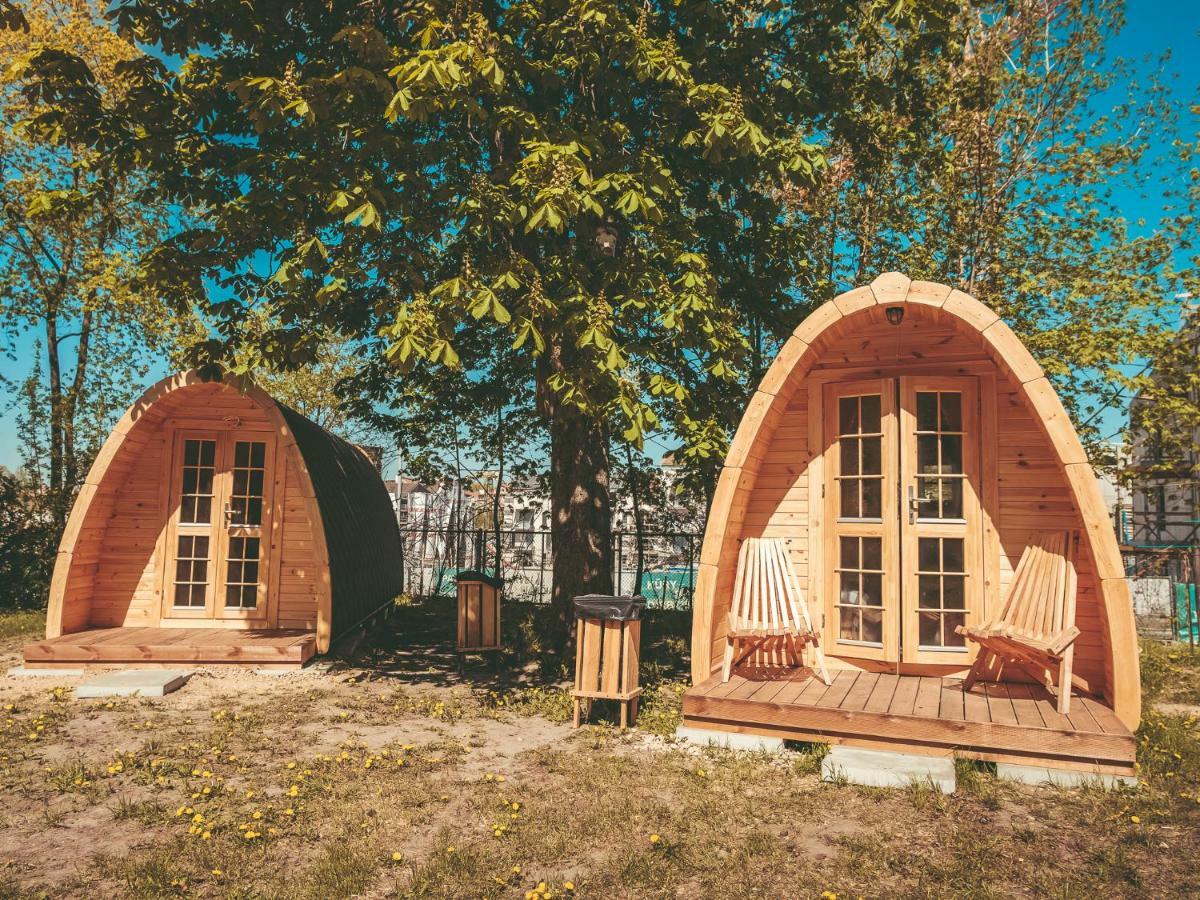 Downtown Forest Hostel & Camping Vilnius Extérieur photo